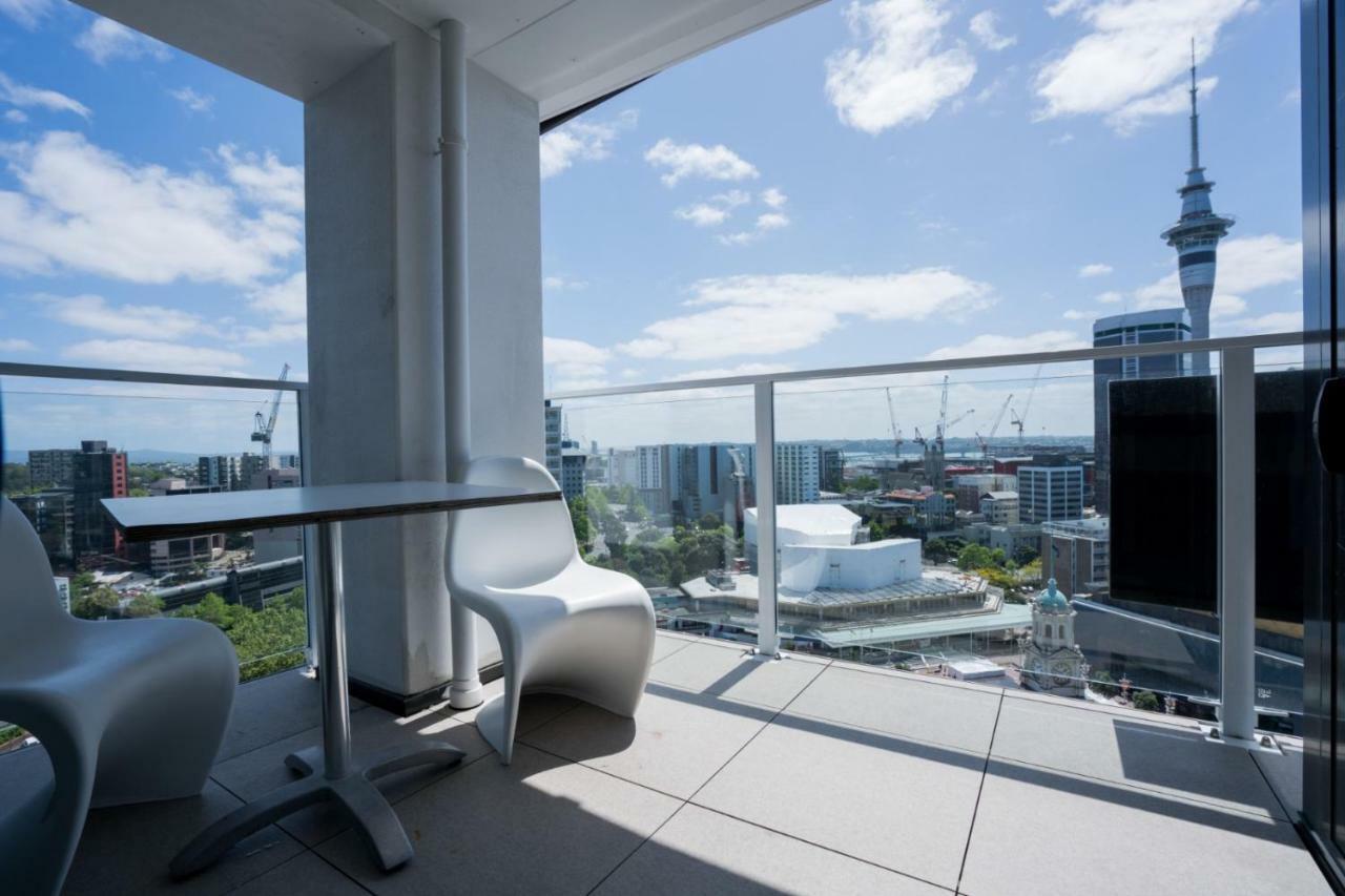 Apartment With Brilliant Views In Auckland Cbd Exterior photo